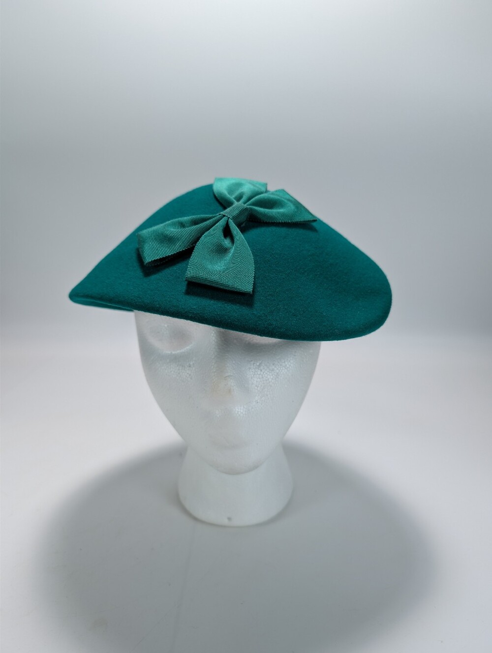 Vintage Geo W Bollman Doeskin Wool Felt Pillbox Tilt Hat - Forest Green